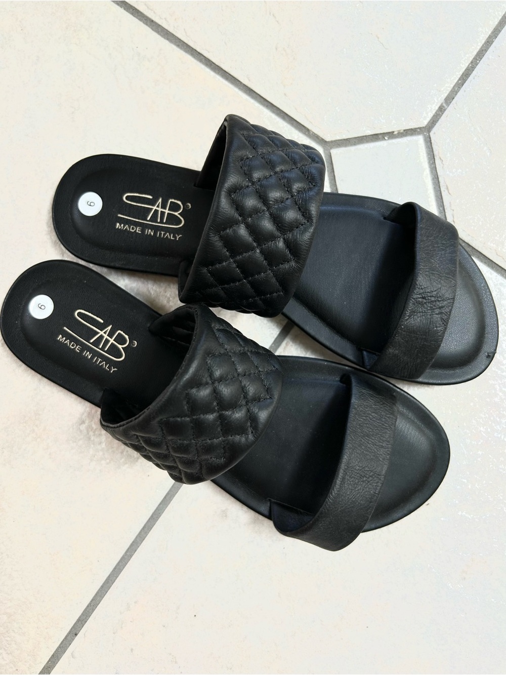 SAB Made in Italy Black Quilted Leather Slide Sandals Size 6 - Picture 2 of 5